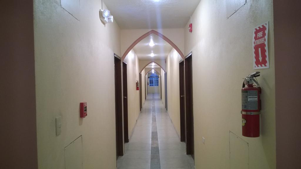 Maya Bella Downtown Hotel San Ignacio Buitenkant foto