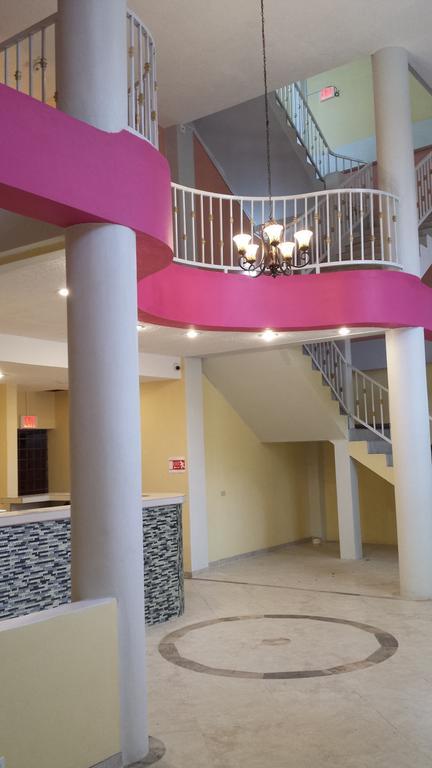 Maya Bella Downtown Hotel San Ignacio Buitenkant foto